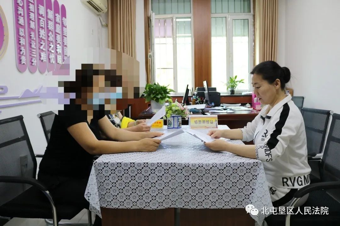 用智慧化解矛盾用理性握手言和最美人民调解员吴学云