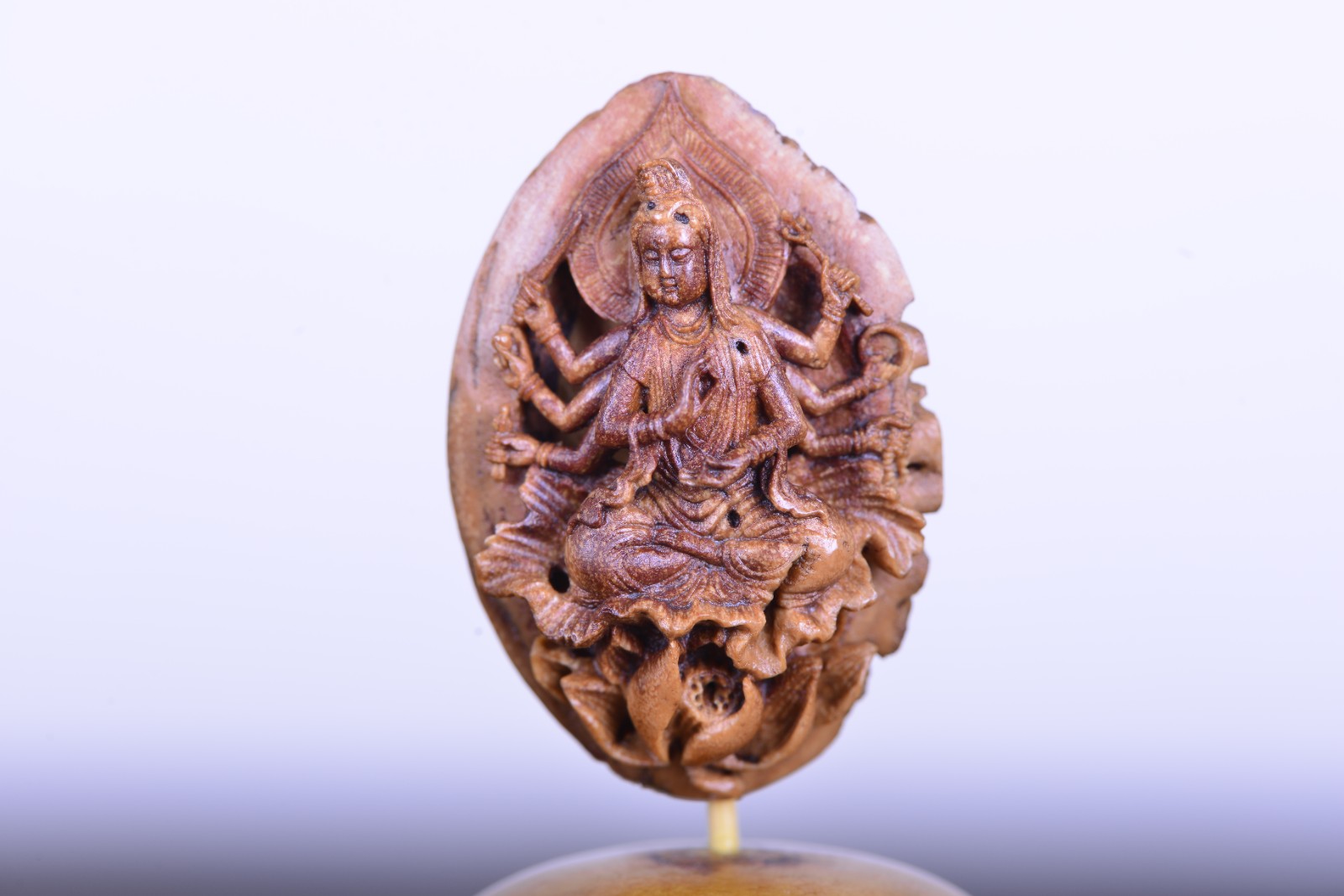 考名扬《千手观音》史同刚《仕女》宋桂荣《渔舟唱晚