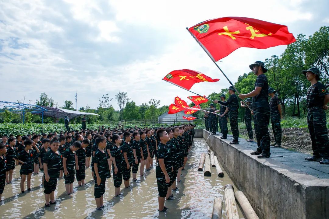 健体,防身教学擒拿格斗特训体态矫正,强化作风军事队列特训黑豹特训营