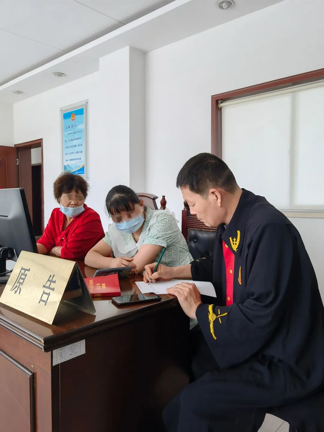 无声世界法暖心田沂水法院成功调解一起聋哑人离婚案