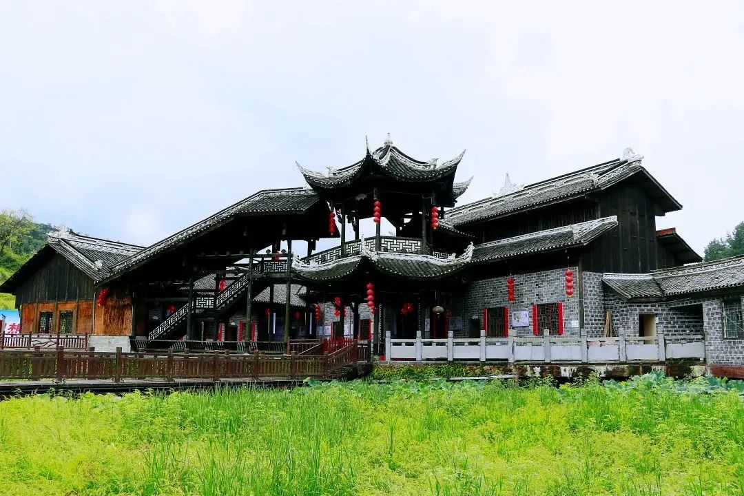 乡游黔中独山县秀峰村远离闹市一起感受慢半拍的山居日子