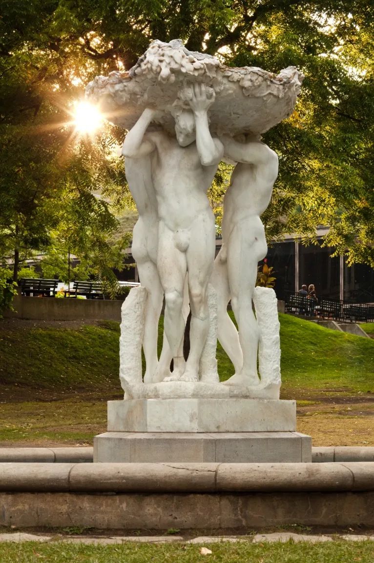 不想当名媛的财阀大小姐把美国艺术界搅得天翻地覆