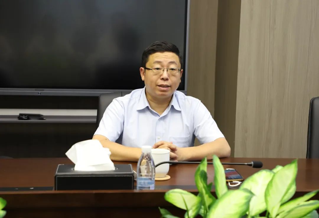 孙维才拜会张江集团党委书记董事长袁涛