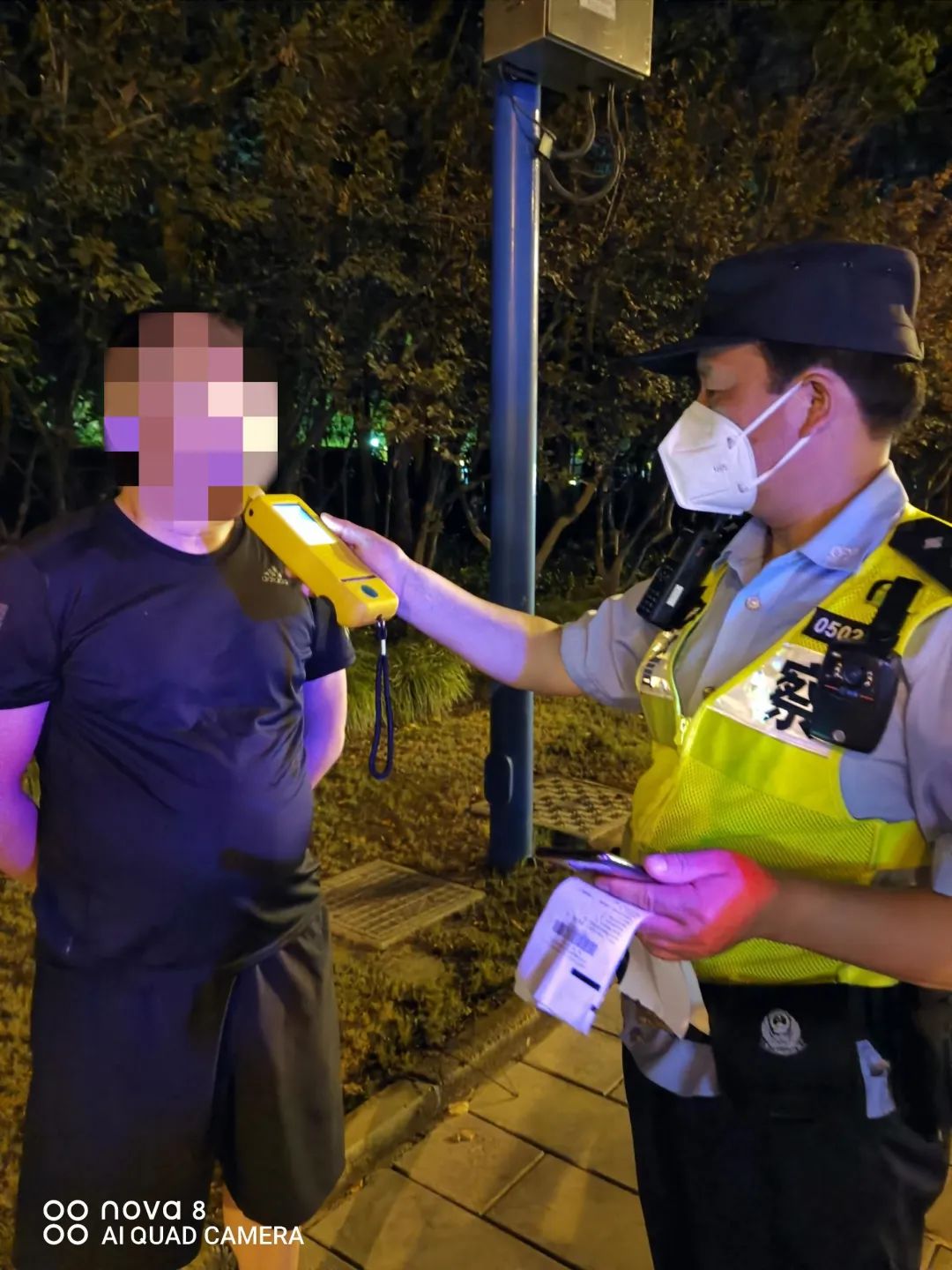 方松派出所九里亭派出所▲在辖区设卡临检,对各类交通违法行为进行