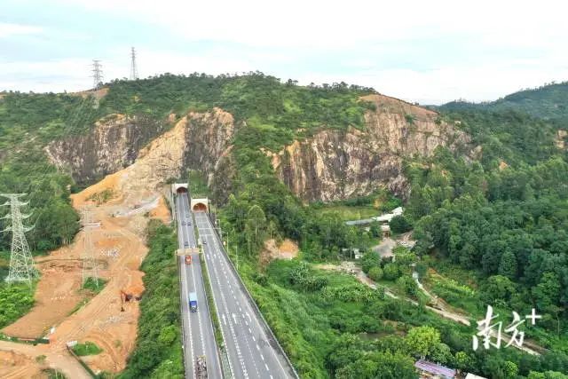 广东莲花山1号隧道图片