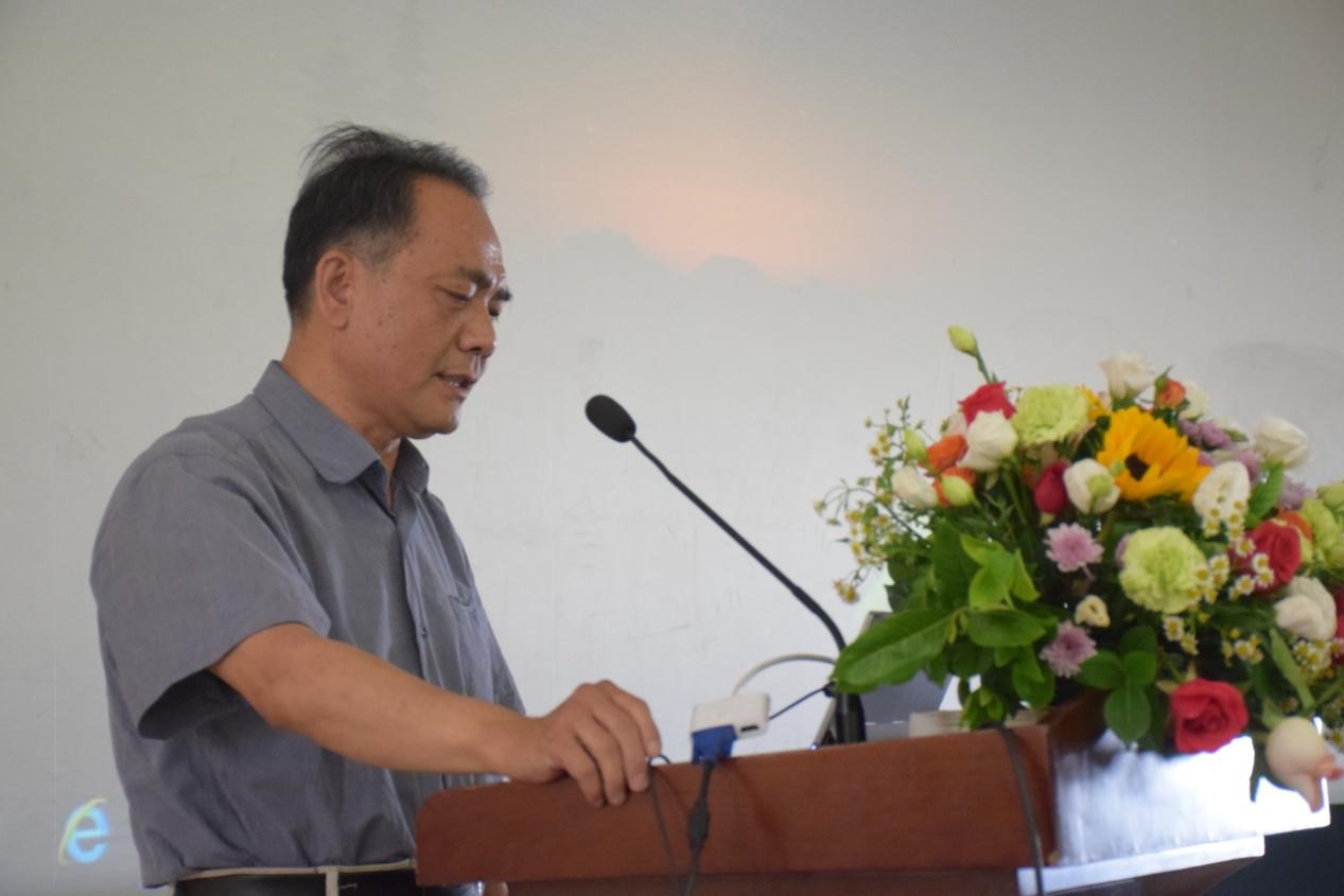 周又和院士为本科生作科学家精神教育报告