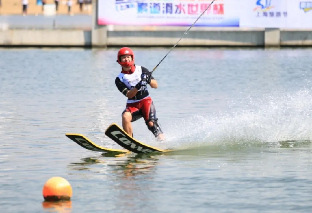 碧海金沙滑水俱乐部图片