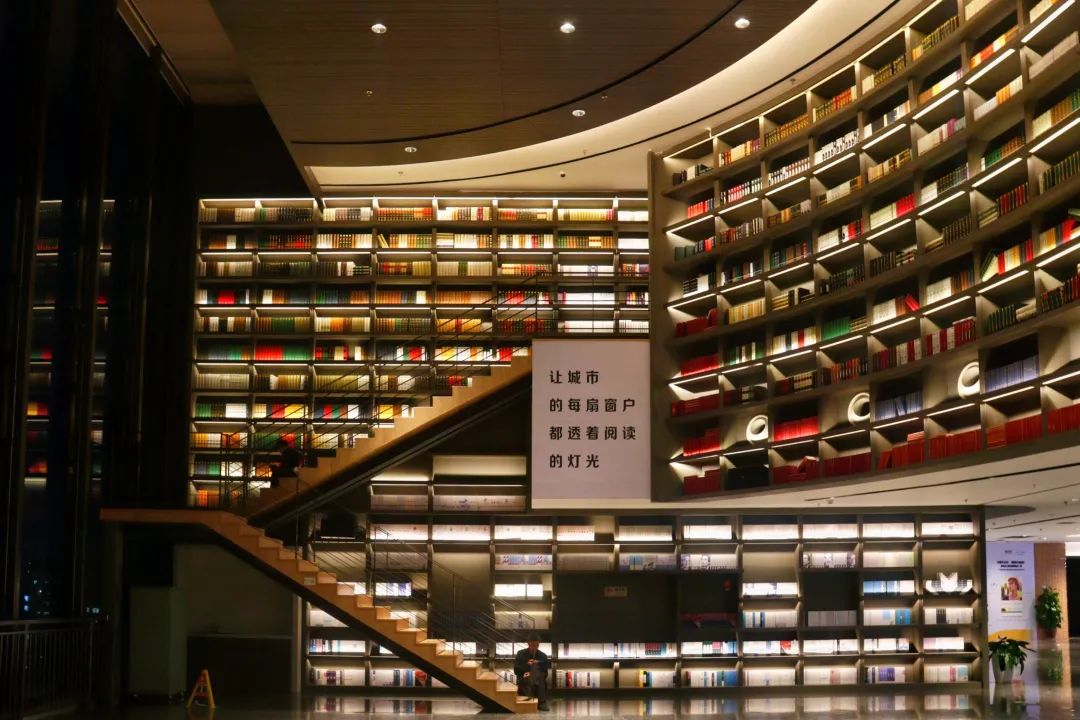 深圳实体书店,"及时雨"来了!