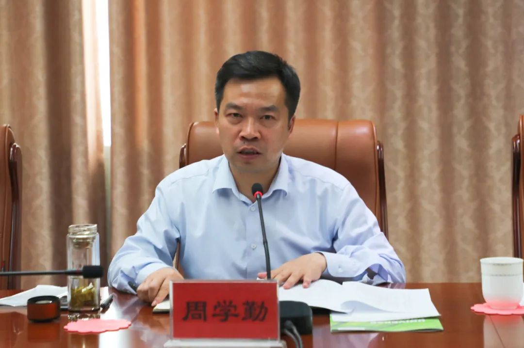 周学勤赴宣化区巡天农业等地考察交流