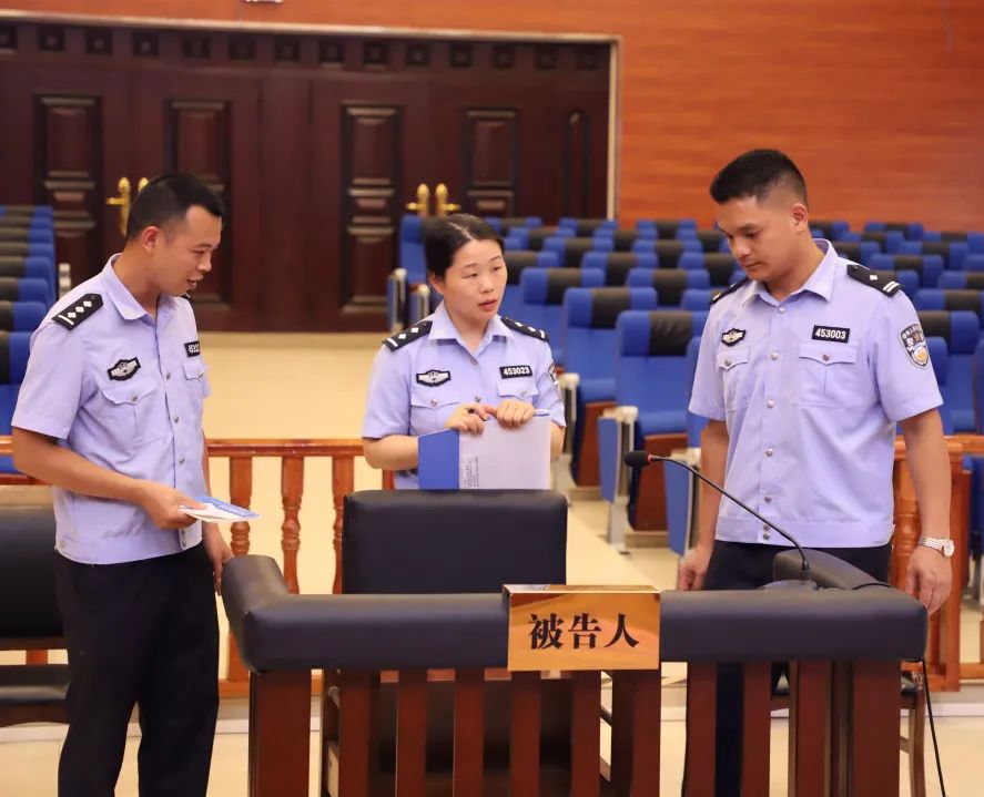 桂林中院法警支队到永福法院进行警务安全工作专项检查