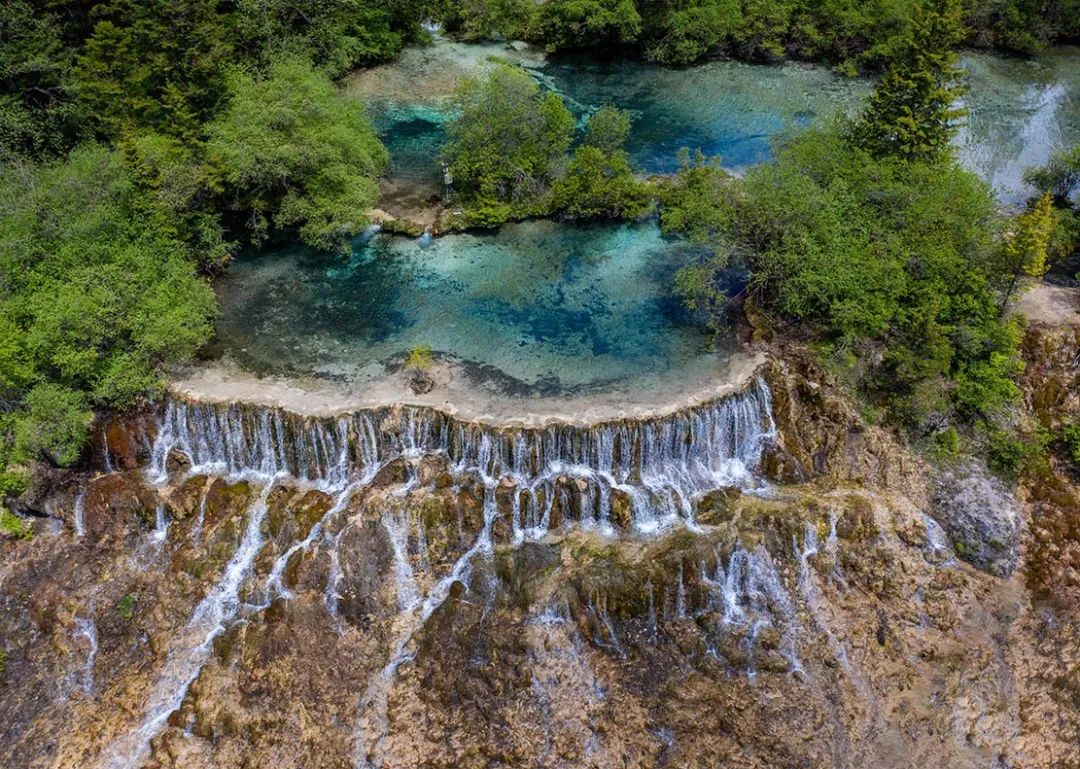 清凉之夏爽游黄龙