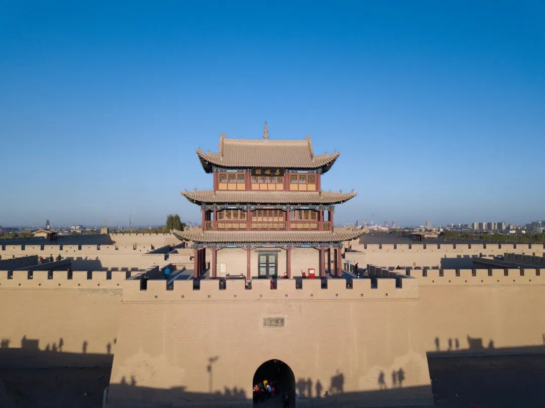 嘉峪关景点营业时间_【嘉峪关景点营业时间表】