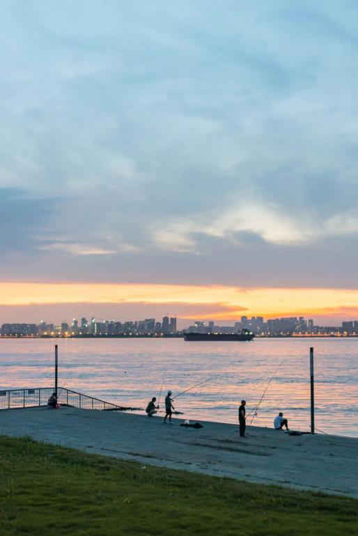 我拍了拍武汉夏天赢了一部手机