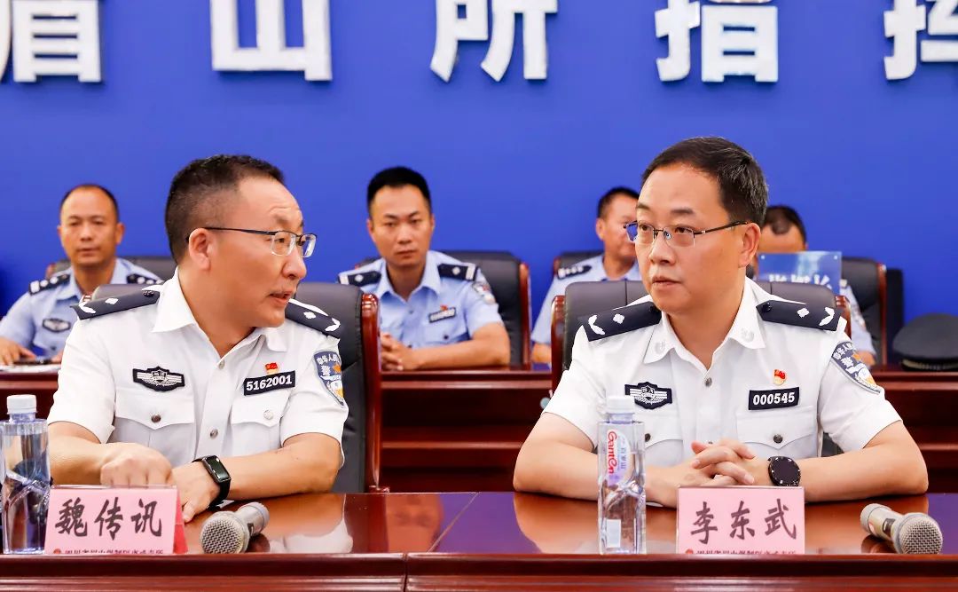 李东武副市长一行来到省眉山强戒所,按照疫情防控工作