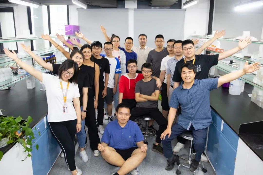 【开明e讲堂】郑厚峰:最新研究 | 为预防老年人骨折风险,可以重但不要