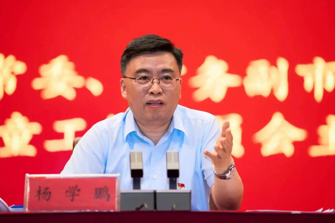 杨学鹏为市委党校春季学期主体班次学员作男女平等基本国策专题辅导