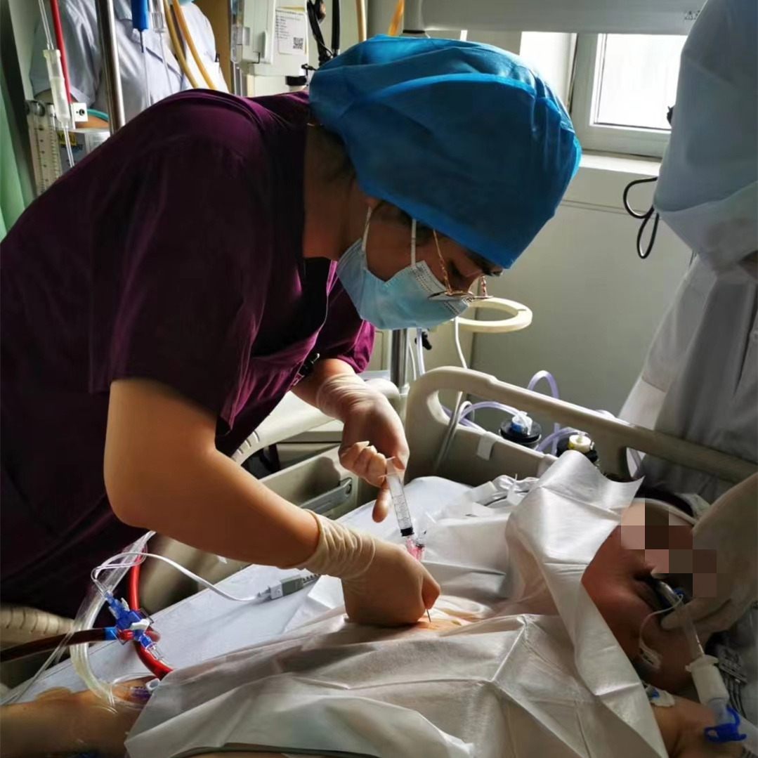 紧急胸腔置管缓解气胸