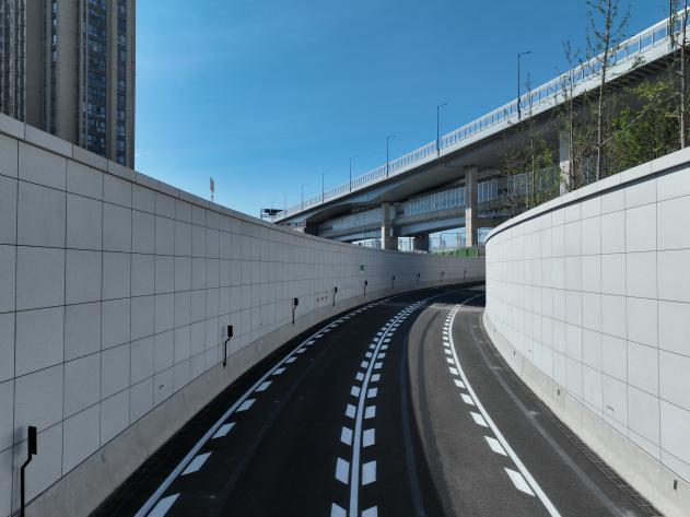 今天钱江路隧道正式通车三堡大桥至沪杭甬高架最快仅需3分钟