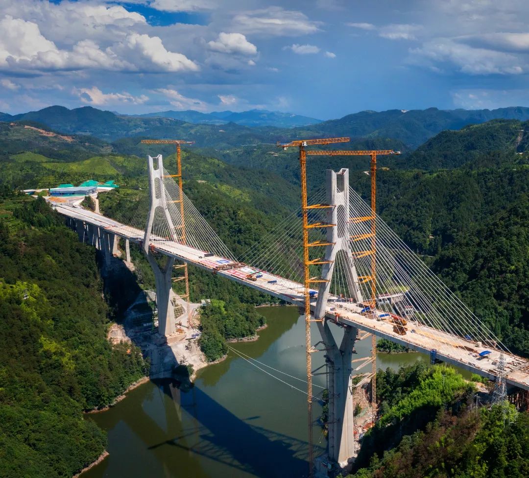 景文高速主线贯通文成64丽水景宁只用50分钟