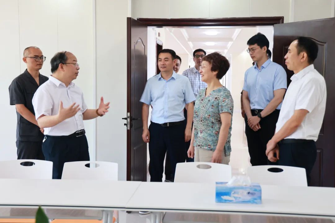 喻德红赴鹰潭法院调研督导