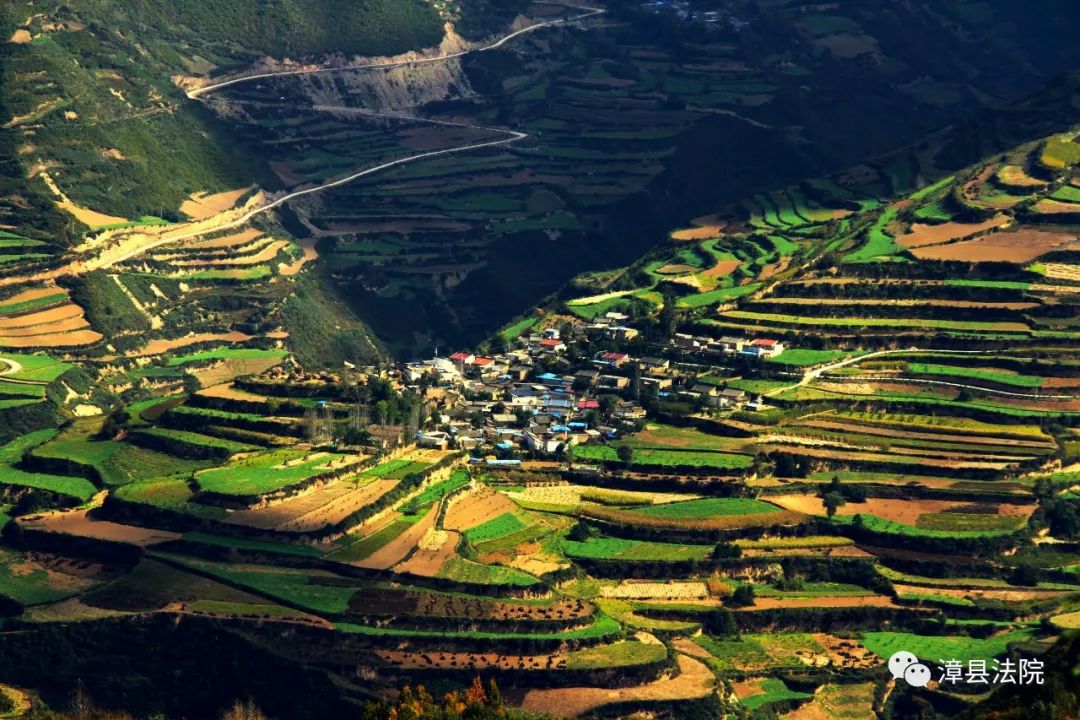 漳县法院干警摄影作品