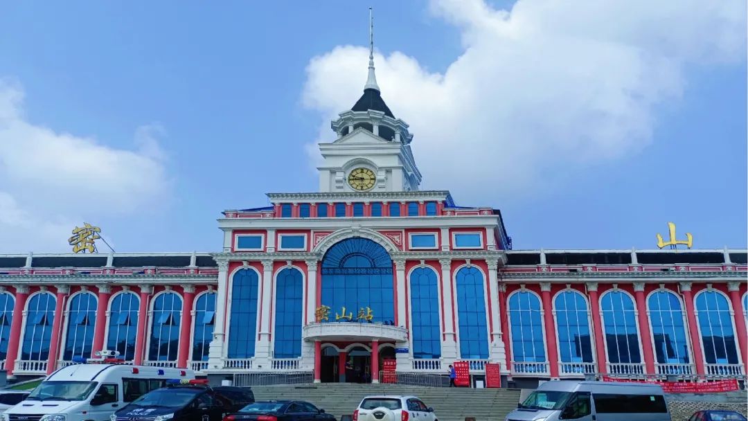 虎林-哈尔滨一日往返5时20分,虎林站k5152次出发.