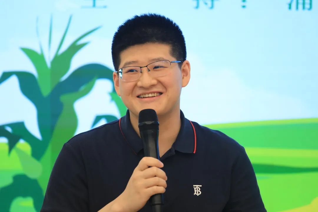 区政协委员上海清美绿色食品(集团)有限公司副董事长沈沪铭圆桌交流