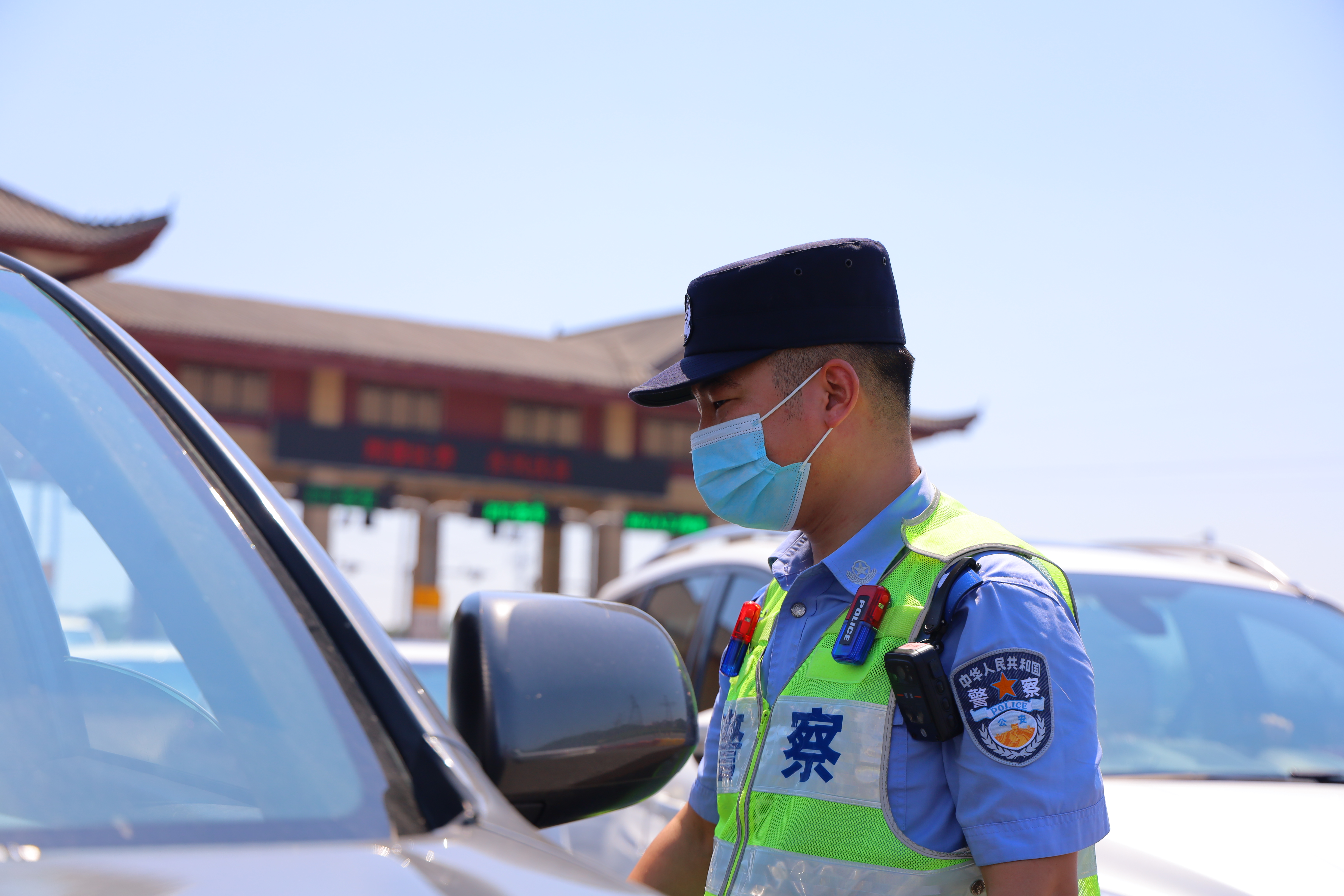 作者:江西高速警察直属二分局第五大队编辑:石蕾 范志瑞投稿邮箱:zgjt