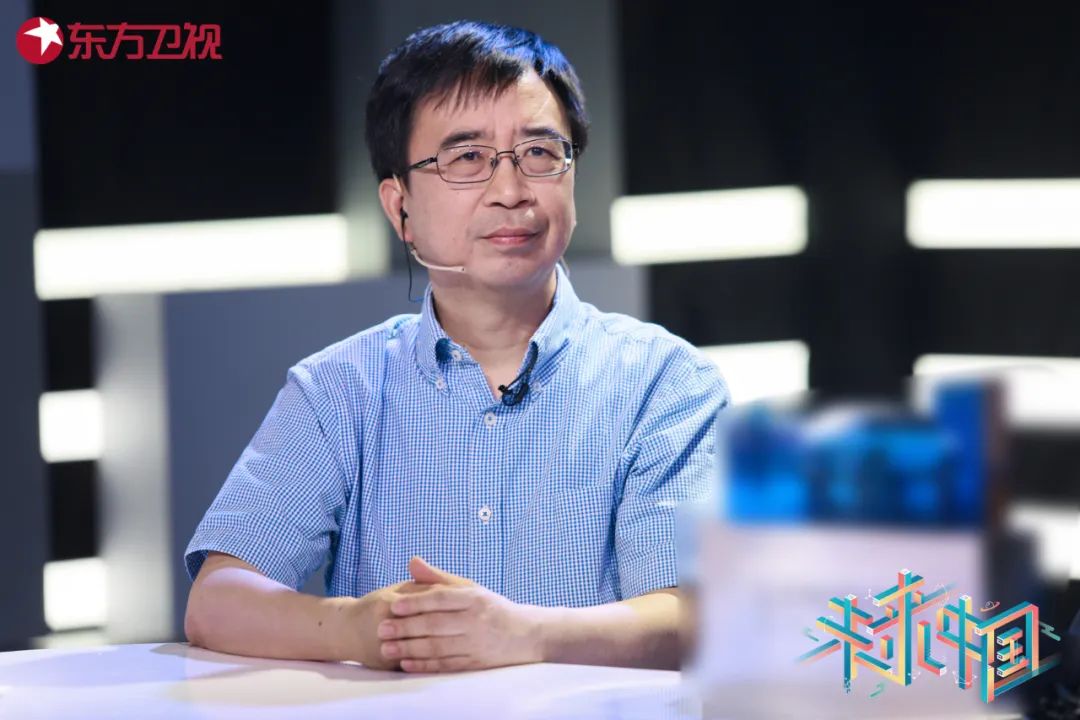 未来中国丨墨子号首席科学家潘建伟引领科技前沿科学青年还原恐怖实验