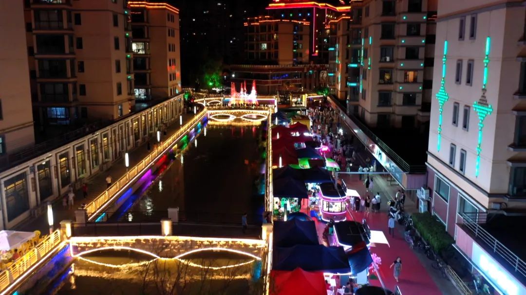 临洮县洮之苑商业步行街夜市正式启动运营