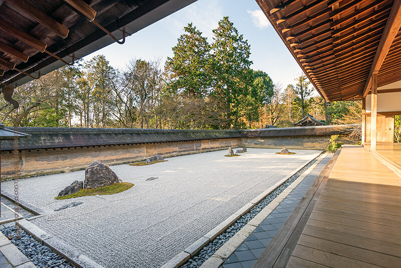 日本龙安寺“枯山水”，否定与留白之美