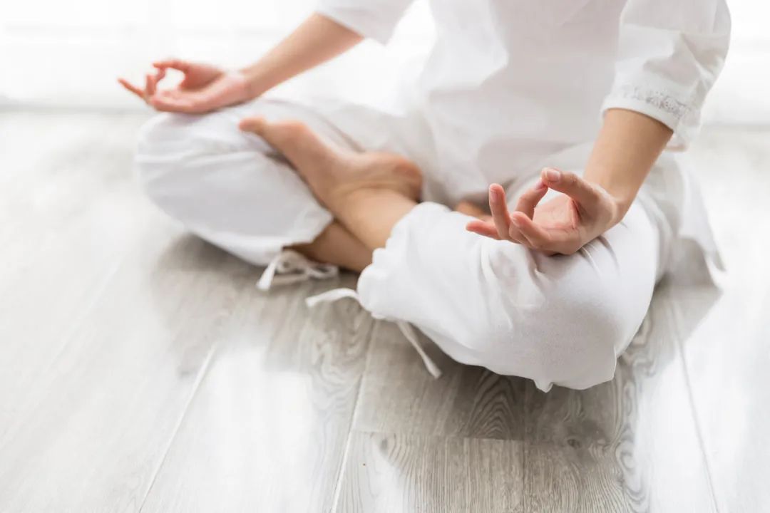 靠着冥想打坐就能够降低高血压?是新型诈骗还是确有其事?