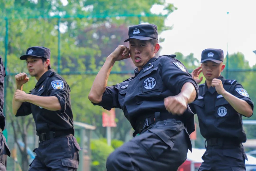 特警夏战训服图片