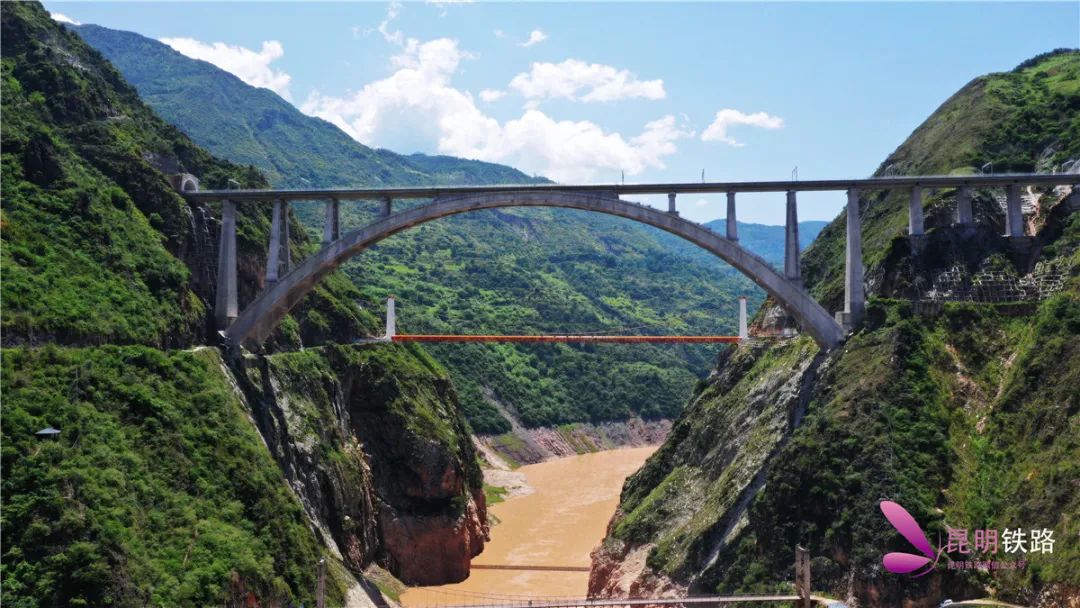 大瑞铁路大理至保山段开通运营_澎湃新闻The Paper