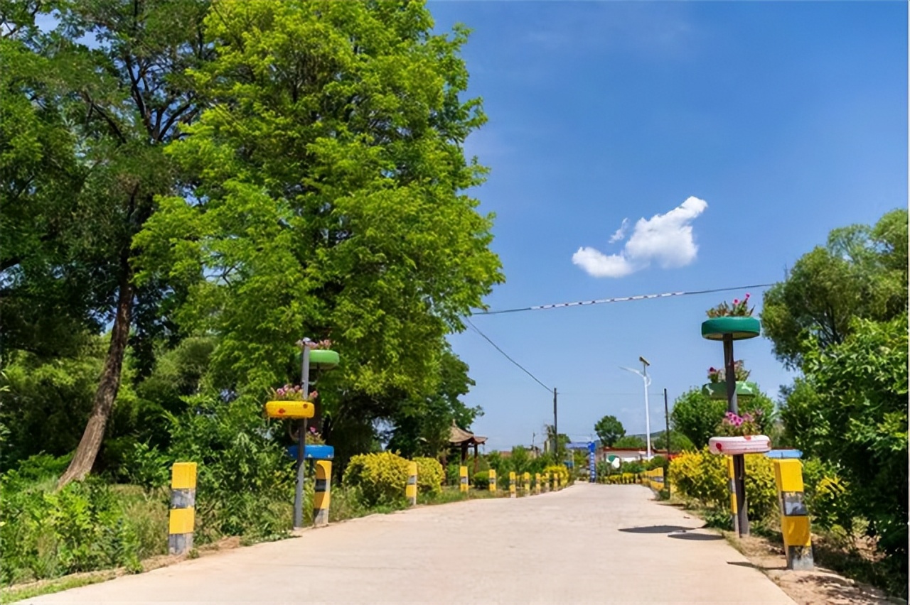 走到平凉市崆峒区花所镇寺沟村寻找美丽乡愁
