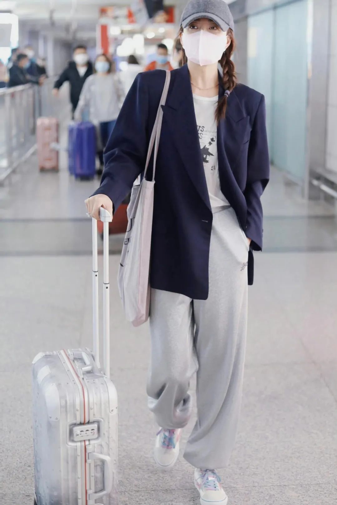 白百何的百元穿搭怎么就火到全网夸