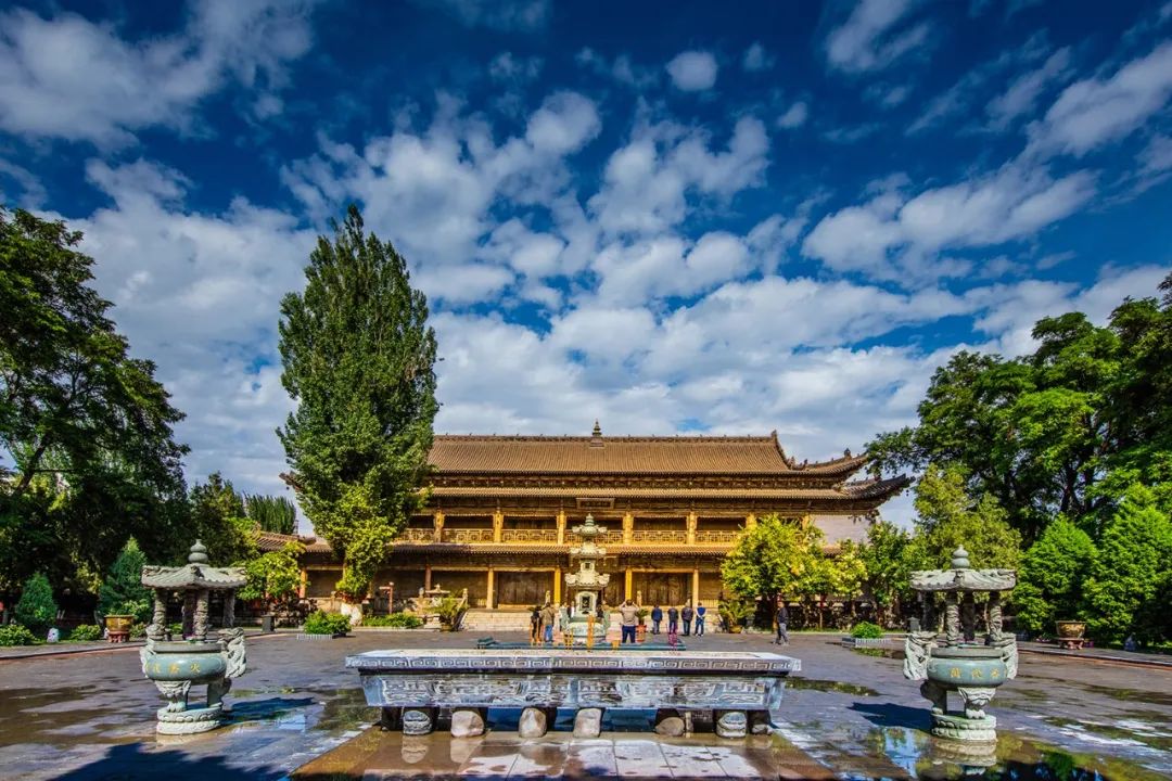 张掖古迹一张掖大佛寺