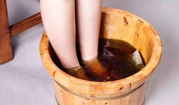 中药足浴给女人最温暖的呵护