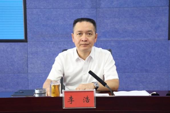 市委政法委书记李浩出席开班式并作动员讲话,蒙自市人民政府副市长,市