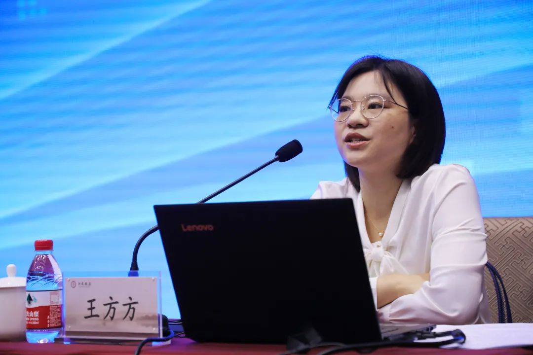 王方方法官受邀参加“钟山讲堂”,作商事交易法律风险及防范主题讲座