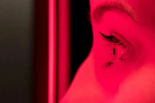 激光射到眼睛里面会怎么样 631.jpg