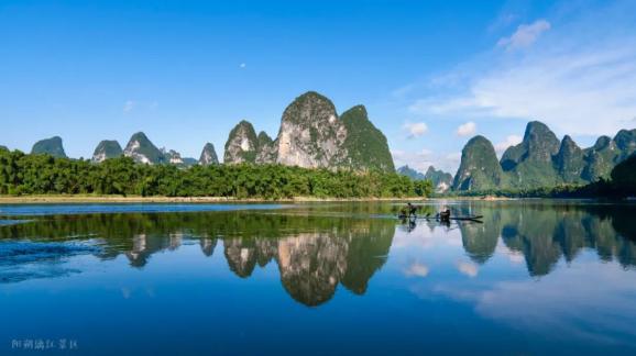 坐火车穿越村落，窗景超治愈！