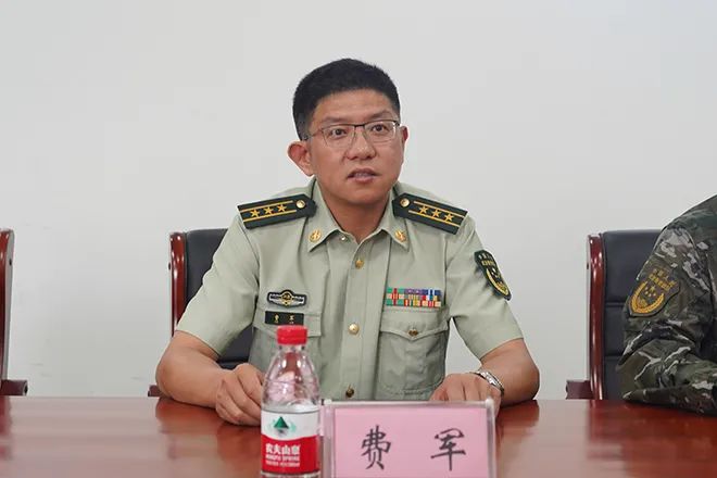 武警总部政委张红兵图片