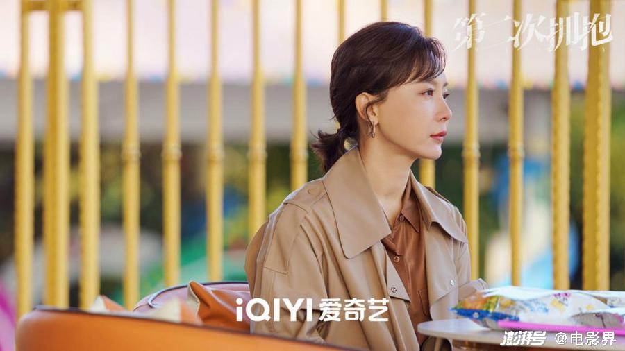 第二次拥抱》开播，杜淳“割肾”示爱，陈数“卖房”救家