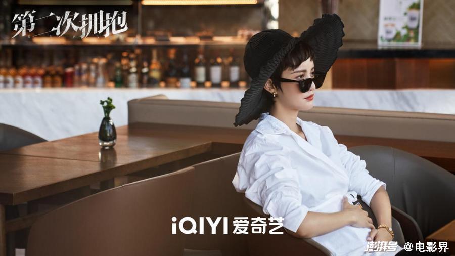 第二次拥抱》开播，杜淳“割肾”示爱，陈数“卖房”救家