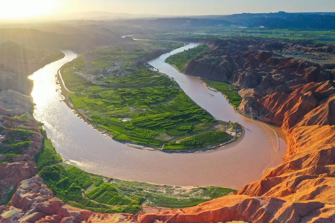 甘肃景泰黄河五佛车木峡夏日景色