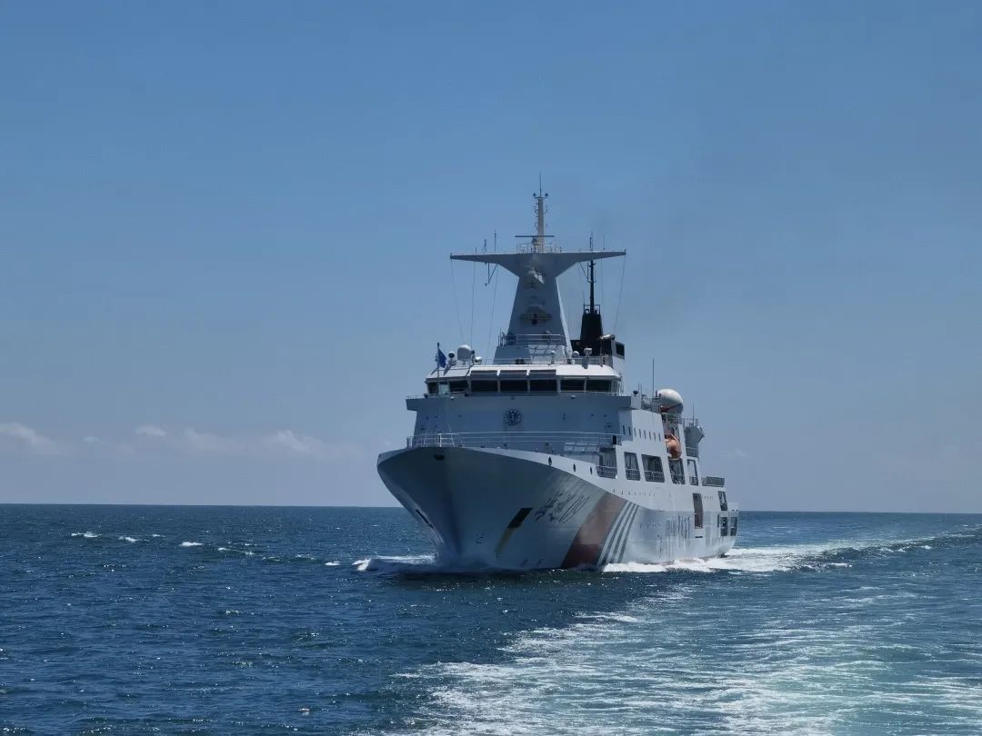 直击一线 | 中国海事万吨级执法船巡航台山海域