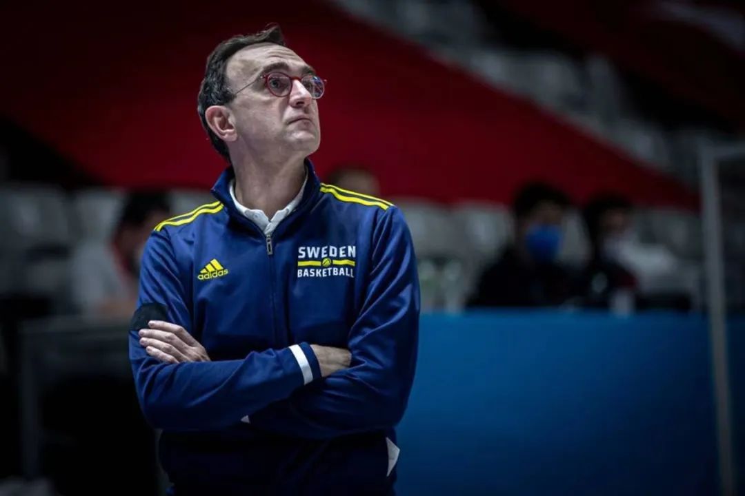 乌戈洛佩斯成为辽篮新赛季助理教练