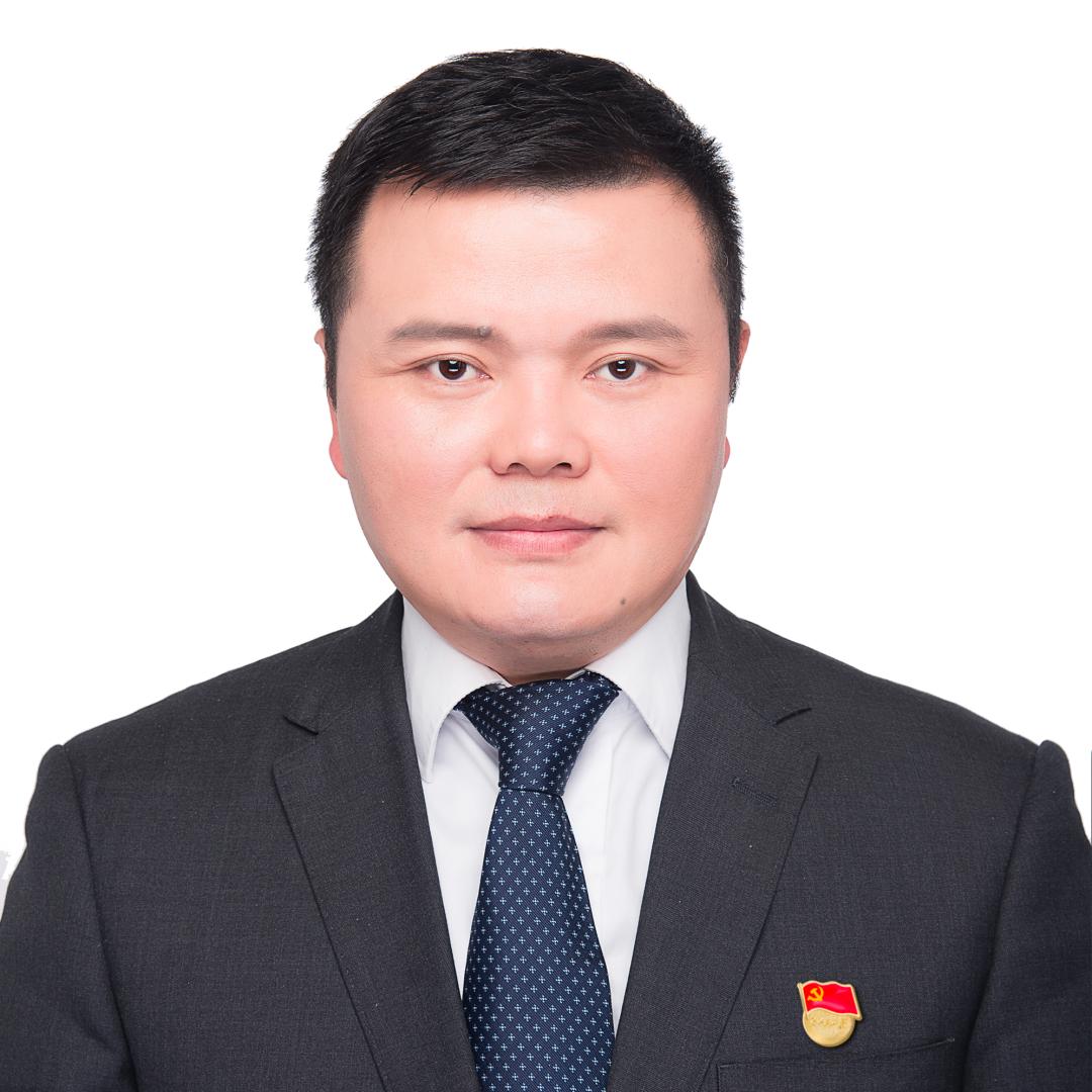 新区再出发奋斗正当时大家谈徐忠义笃志躬行谋发展踔厉奋发开新篇