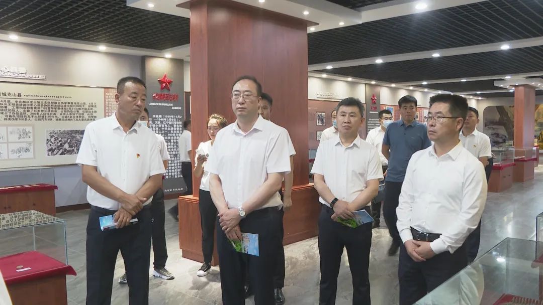 省委组织部调研组深入讷河调研